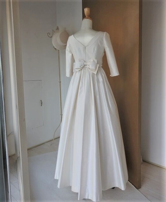 画像1441：ネイビー＆ブラックのプリンセスドレス