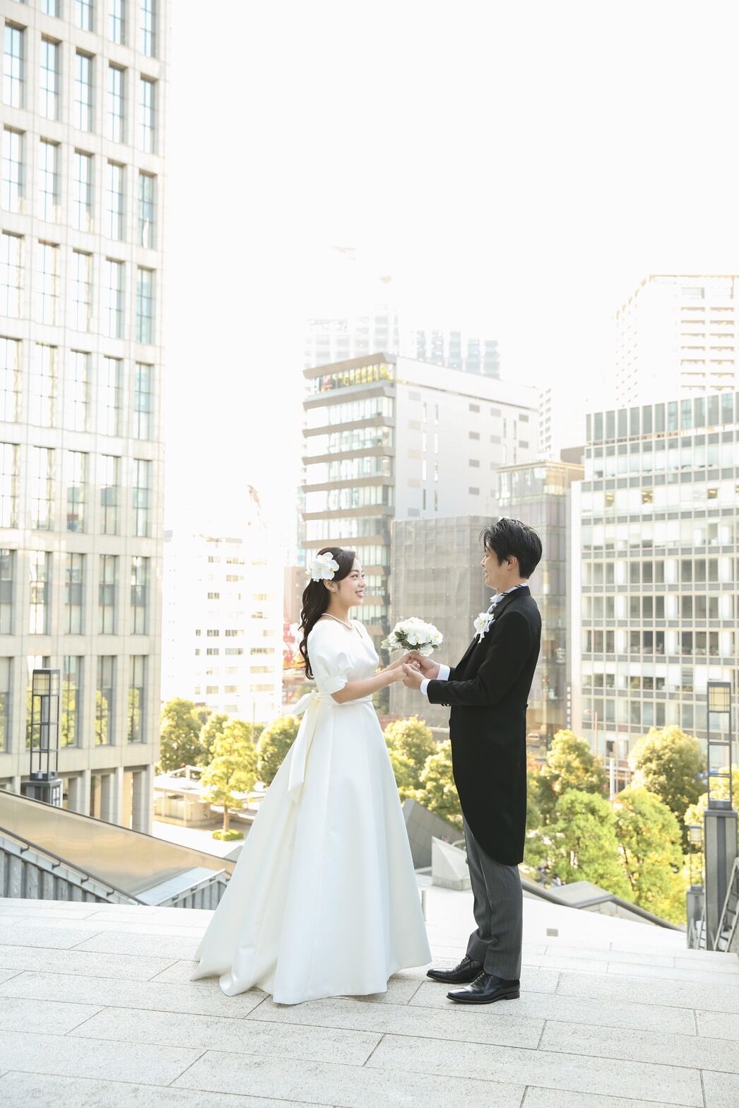 画像2030：ネイビー＆ブラックのプリンセスドレス