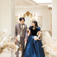 画像4419：ネイビー＆ブラックのプリンセスドレス