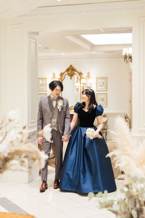 画像4419：ネイビー＆ブラックのプリンセスドレス
